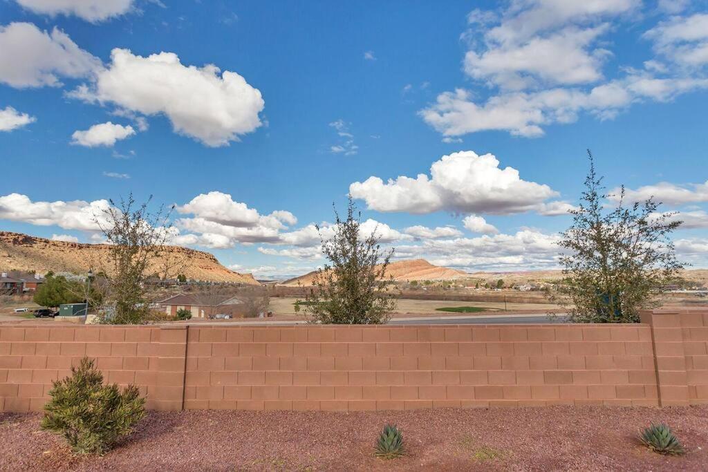 Villa 17 - 4 Bedroom! Year Round Heated Pool & Hot Tub! Games! Golf! Tennis! St. George Exterior foto